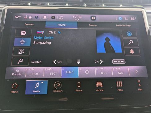 New 2025 Jeep Grand Cherokee Limited 4xe image 21