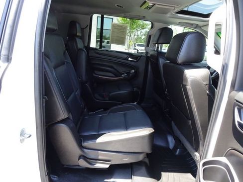 Used 2017 Chevrolet Suburban Premier AWD/4WD image 20