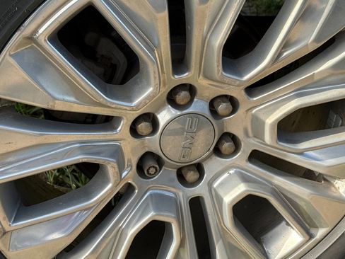 Used 2020 GMC Sierra 1500 Denali w/ Denali Ultimate Package AWD/4WD image 3