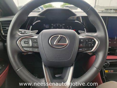 Used 2025 Lexus NX 250 FWD w/ Accessory Package (2T) image 18