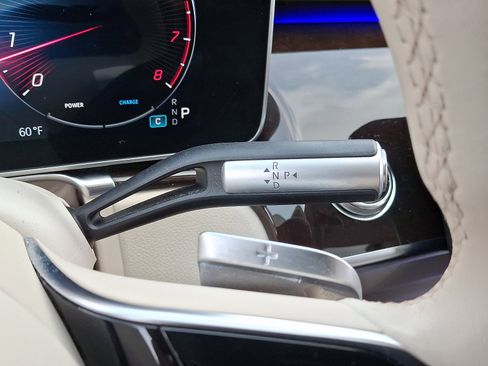 Certified 2022 Mercedes-Benz S 500 4MATIC image 15