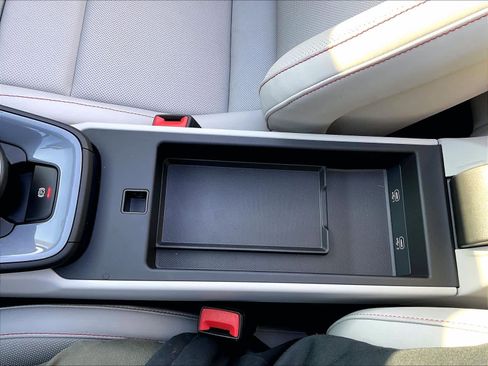 Used 2023 Porsche 911 Carrera GTS w/ Premium Package image 36