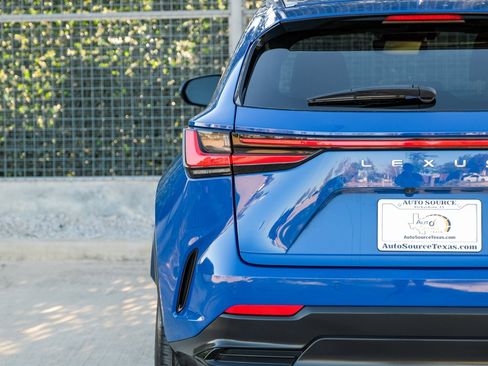 Used 2023 Lexus NX 250 FWD w/ Premium Package image 40