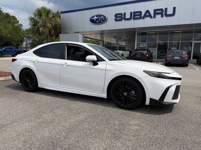 Used 2025 Toyota Camry SE w/ Convenience Package