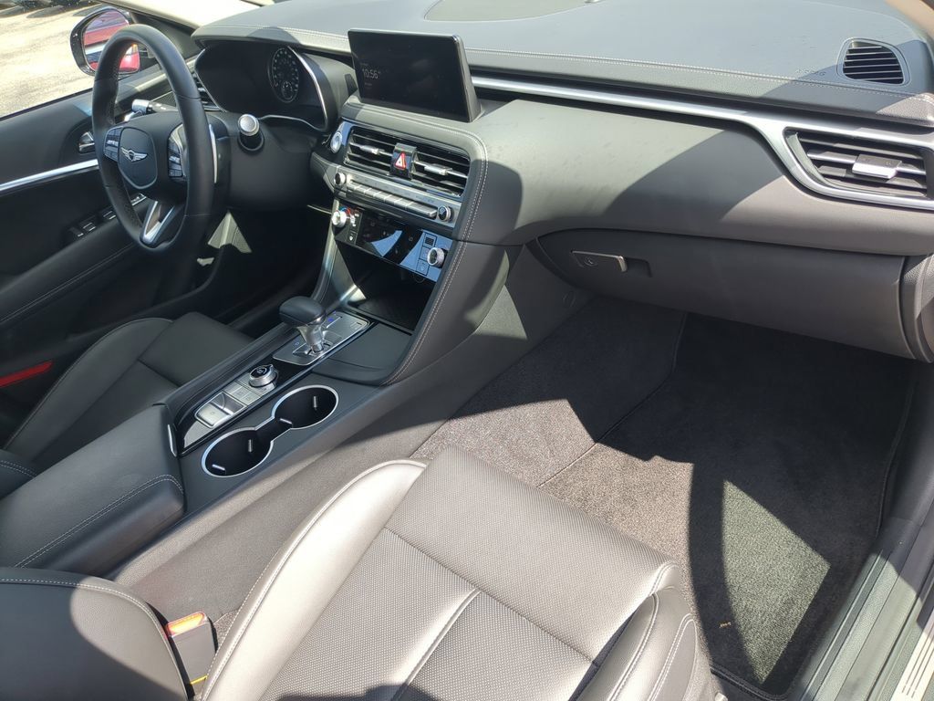 Used 2026 Genesis G70 2.5T RWD image 11