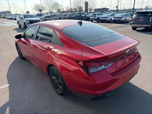 Certified 2022 Hyundai Elantra SEL image 14