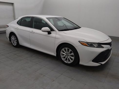 Used 2019 Toyota Camry LE w/ Convenience Package image 11