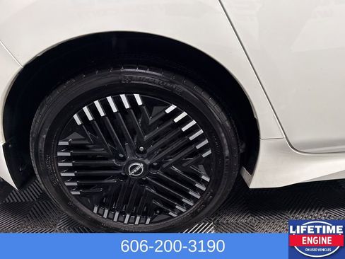 Used 2023 Nissan Leaf SV Plus image 6