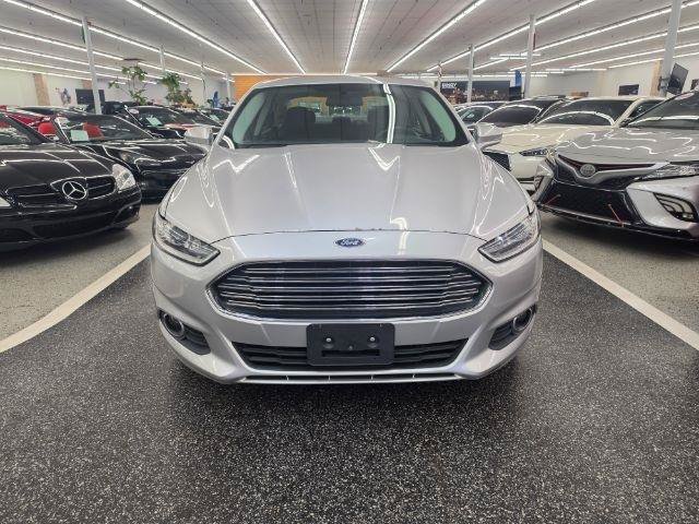 Used 2014 Ford Fusion SE w/ Equipment Group 201A FWD image 3