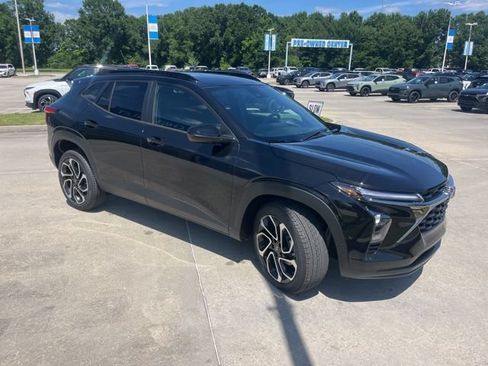 New 2026 Chevrolet Trax RS w/ Driver Confidence Package FWD image 35