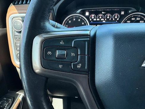 Used 2022 Chevrolet Silverado 1500 High Country image 30