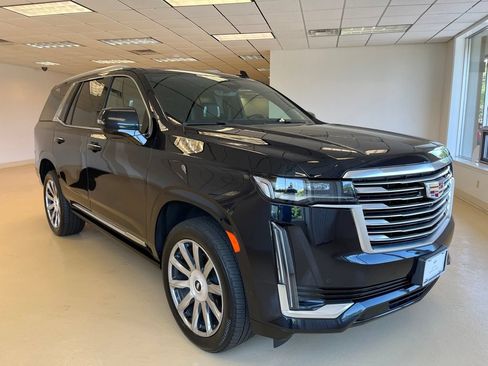 Certified 2023 Cadillac Escalade Premium Luxury Platinum AWD/4WD image 1