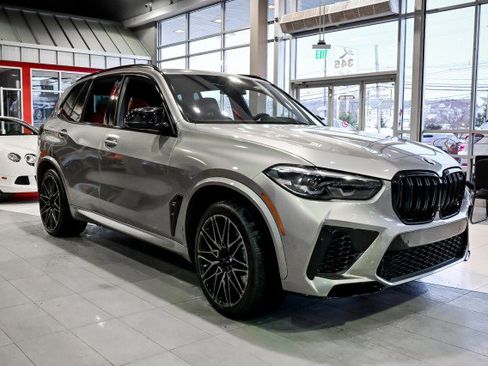 Used 2021 BMW X5 M Competition w/ Competition Package image 4