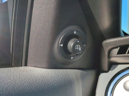 Used 2005 Ford Mustang GT image 31