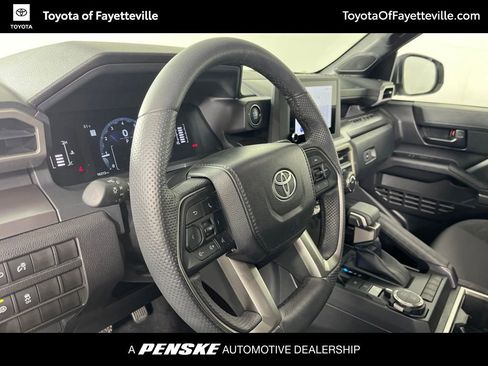 Used 2025 Toyota Tacoma SR5 w/ SR5 Upgrade Package AWD/4WD image 22