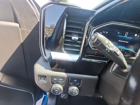 Used 2022 Chevrolet Silverado 1500 RST AWD/4WD image 17