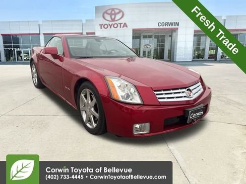 Used 2005 Cadillac XLR image 1