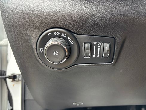 Used 2024 Jeep Compass Limited w/ Elite Group image 14