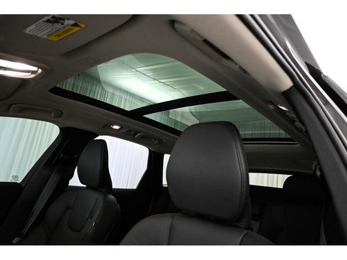 Used 2025 Volvo XC60 T8 Plus w/ Protection Package Premier AWD/4WD image 36