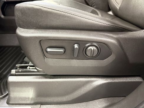 Used 2022 Chevrolet Silverado 1500 LTZ w/ LTZ Convenience Package II image 25