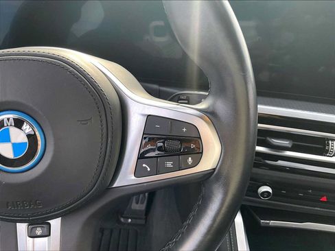 Used 2023 BMW i4 eDrive40 w/ M Sport Package RWD image 20