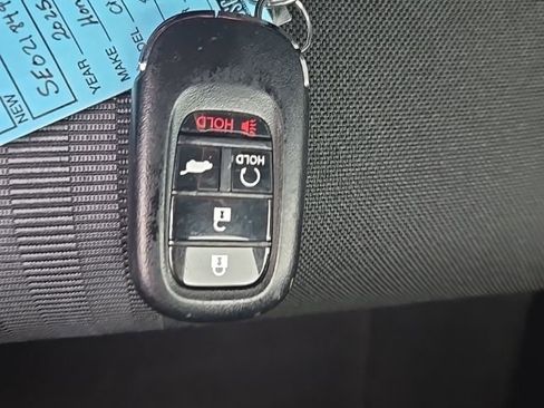 Certified 2025 Honda Civic Sport image 33
