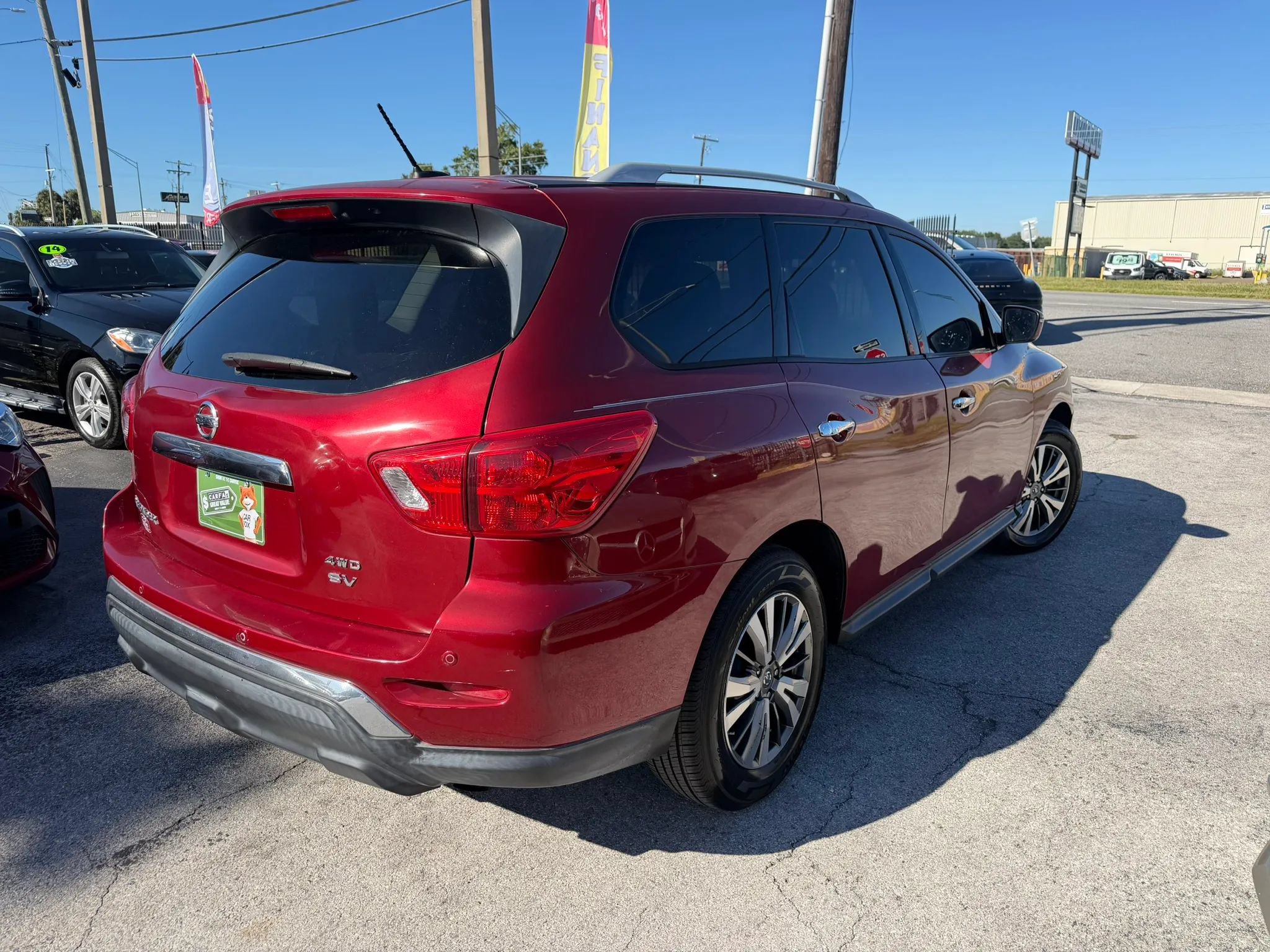 Used 2018 Nissan Pathfinder SV AWD/4WD image 4