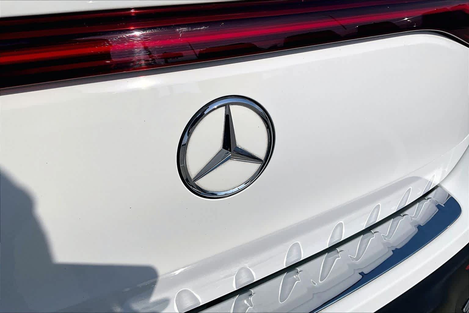 Used 2024 Mercedes-Benz EQB 250+ image 9