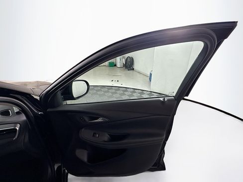 Used 2025 Buick Encore GX Preferred image 31