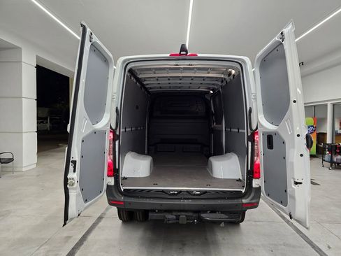 Used 2024 Mercedes-Benz Sprinter 144 Cargo w/ Parking Package image 33