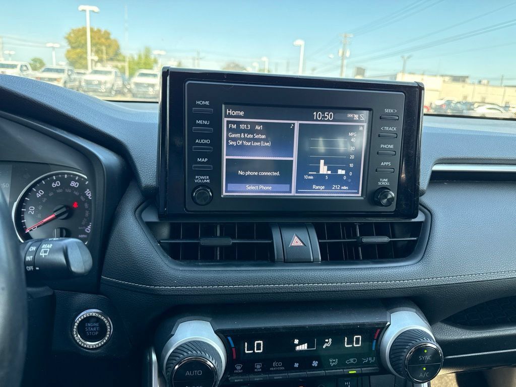 Used 2019 Toyota RAV4 XLE w/ Convenience Package AWD/4WD image 10
