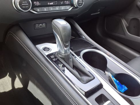 Used 2020 Nissan Altima 2.5 SL FWD image 7