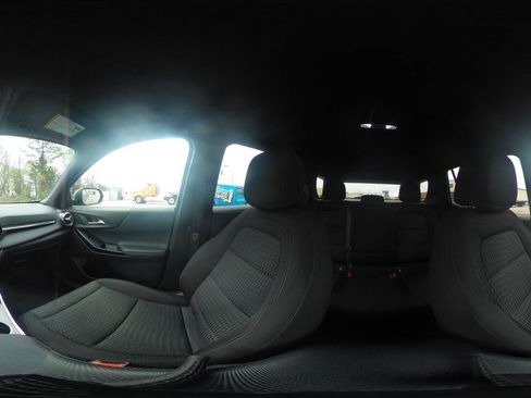 Used 2025 Chevrolet Equinox LT FWD image 42