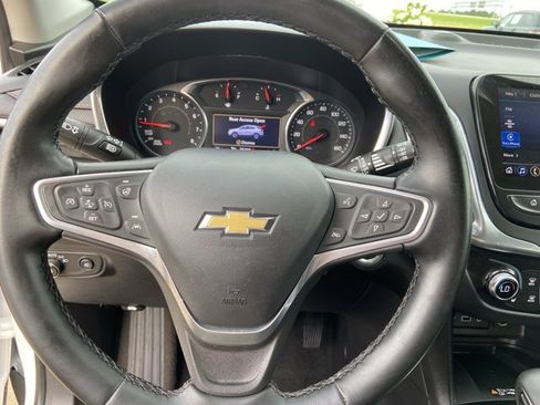 Used 2023 Chevrolet Equinox Premier AWD/4WD image 35