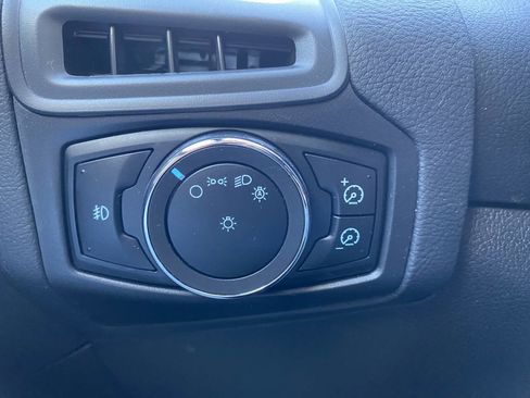 Used 2012 Ford Focus SE image 30