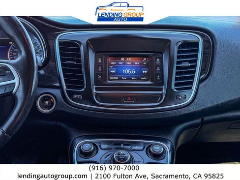 Used 2015 Chrysler 200 C FWD image 12