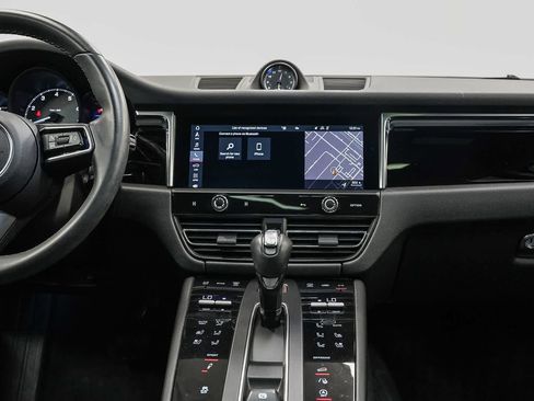 Used 2023 Porsche Macan S AWD/4WD image 13