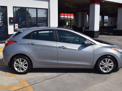 Used 2014 Hyundai Elantra GT FWD image 3
