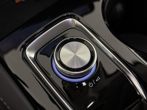 New 2025 Buick Envision Sport Touring image 32