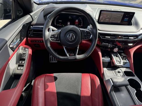 Used 2023 Acura MDX A-Spec image 17