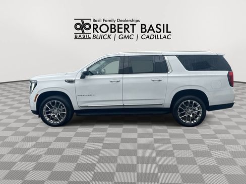 New 2026 GMC Yukon XL Elevation w/ Elevation Premium Package AWD/4WD image 5