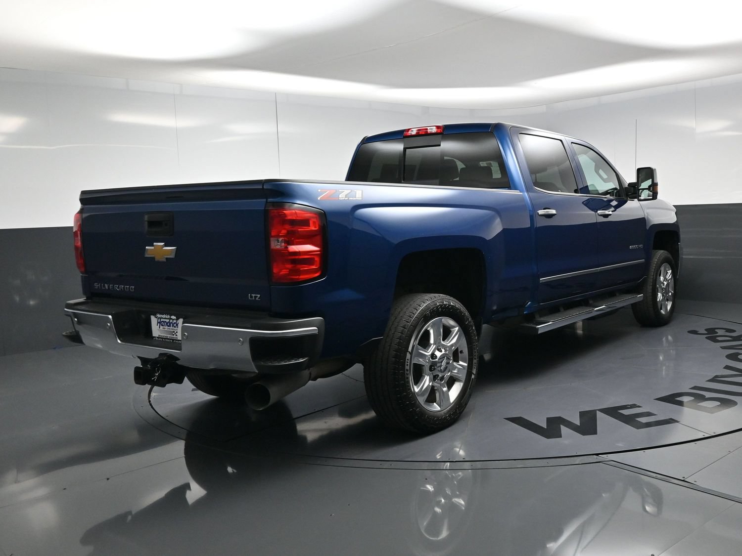 Used 2019 Chevrolet Silverado 2500 LTZ w/ Duramax Plus Package AWD/4WD image 9