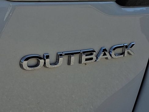 Certified 2025 Subaru Outback Limited AWD/4WD image 31