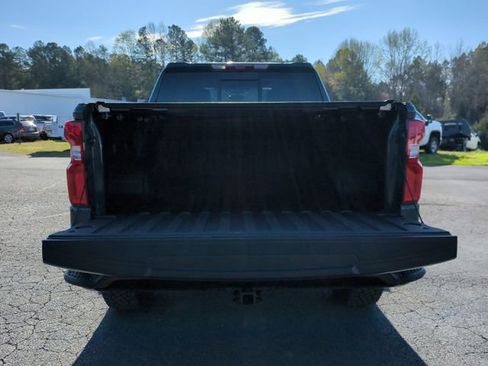 Used 2025 Chevrolet Silverado 1500 ZR2 w/ Technology Package AWD/4WD image 24