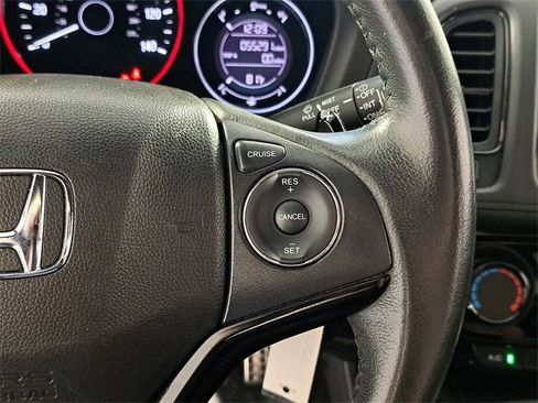 Used 2021 Honda HR-V Sport image 25