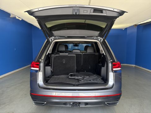 Used 2024 Volkswagen Atlas SEL AWD/4WD image 26