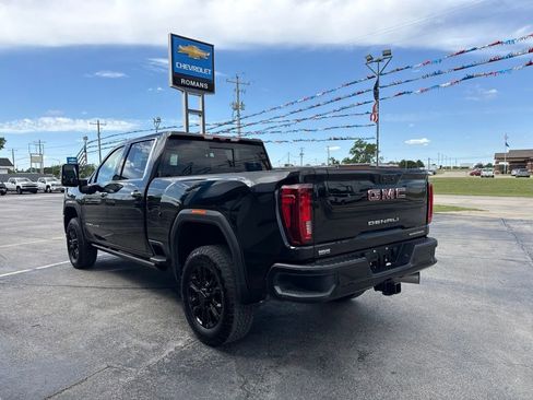 Used 2023 GMC Sierra 3500 Denali w/ Denali Black Diamond Edition AWD/4WD image 8