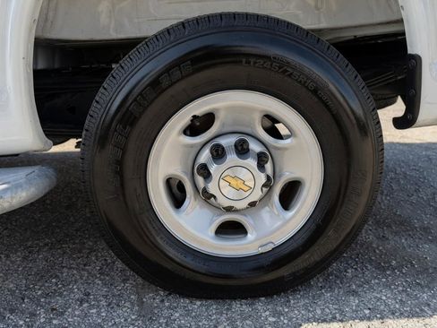 Used 2025 Chevrolet Express 2500 w/ Driver Convenience Package RWD image 23