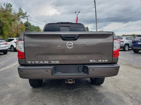 Used 2016 Nissan Titan SL image 6