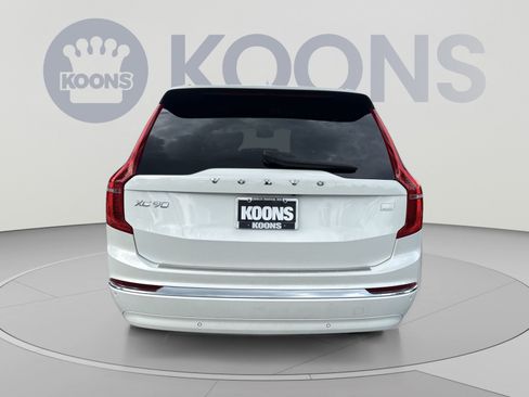 Certified 2024 Volvo XC90 T8 Plus w/ Protection Package Premier AWD/4WD image 5
